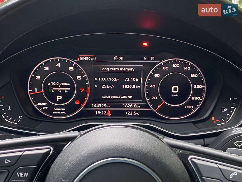 Седан Audi A4 2016 в Киеве