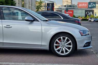 Седан Audi A4 2013 в 