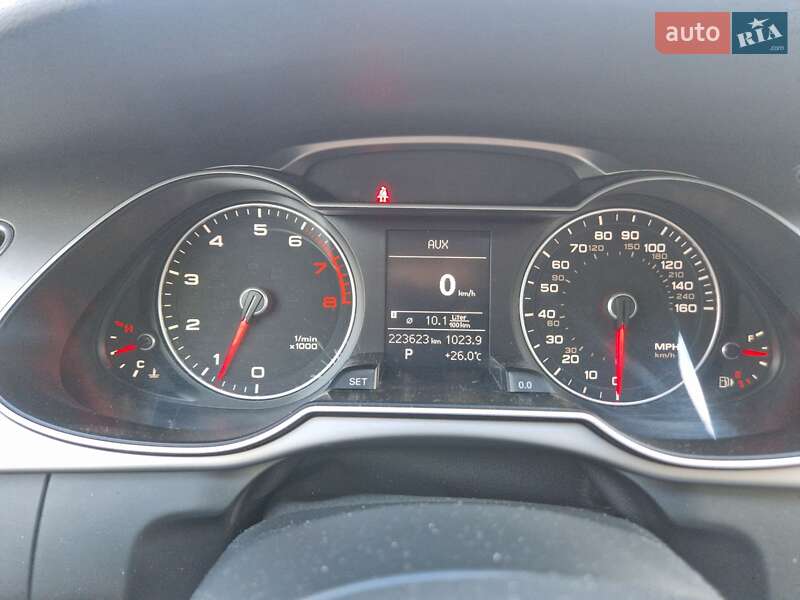 Седан Audi A4 2013 в Киеве