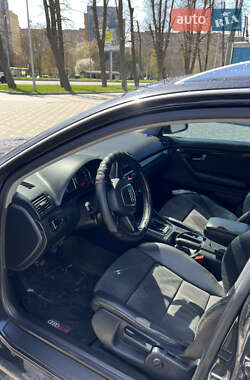 Универсал Audi A4 2002 в 