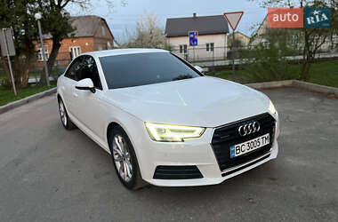 Седан Audi A4 2016 в 