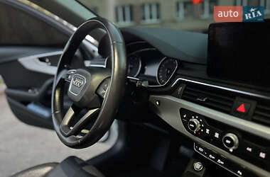 Седан Audi A4 2016 в 