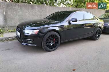 Седан Audi A4 2013 в 