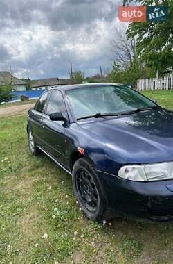 Седан Audi A4 1996 в 