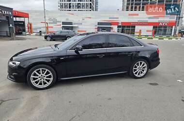 Седан Audi A4 2014 в 