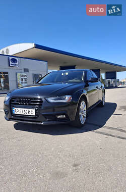 Седан Audi A4 2012 в 