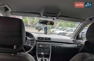 Седан Audi A4 2001 в 