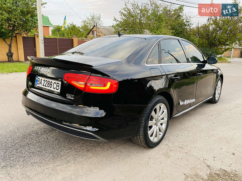 Седан Audi A4 2015 в Кропивницькому