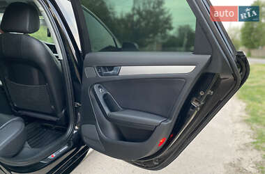 Седан Audi A4 2015 в 