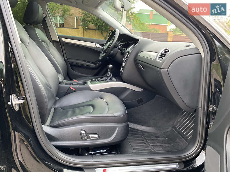 Седан Audi A4 2015 в Кропивницькому