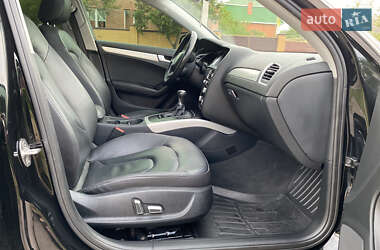 Седан Audi A4 2015 в 