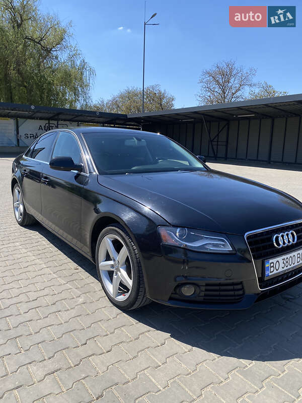 Седан Audi A4 2011 в Біляївці