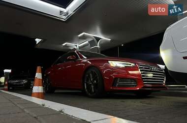 Седан Audi A4 2016 в 