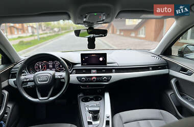 Универсал Audi A4 2017 в 