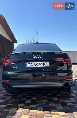 Седан Audi A4 2018 в 