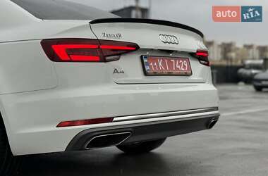Седан Audi A4 2019 в 