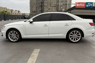 Седан Audi A4 2019 в 