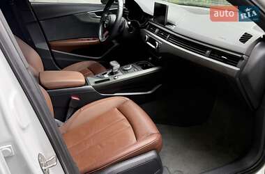 Седан Audi A4 2019 в 
