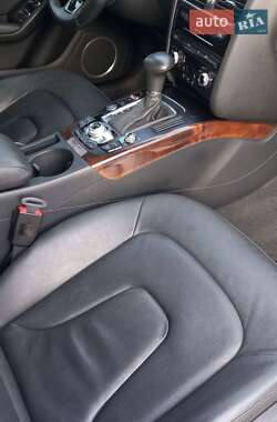 Седан Audi A4 2013 в 