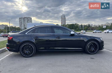 Седан Audi A4 2017 в 