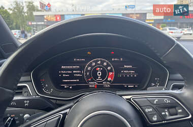 Седан Audi A4 2017 в 