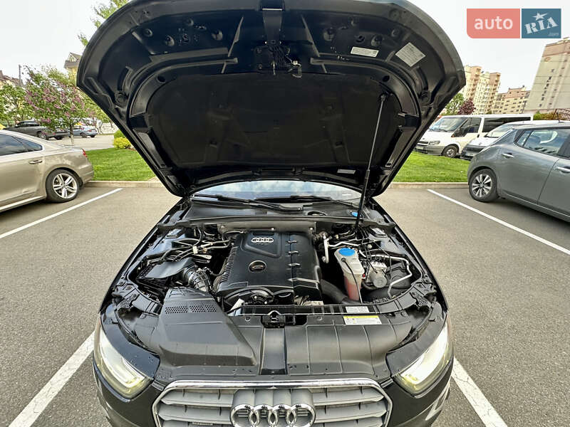 Седан Audi A4 2013 в Києві