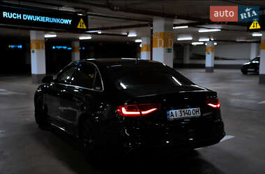 Седан Audi A4 2014 в 