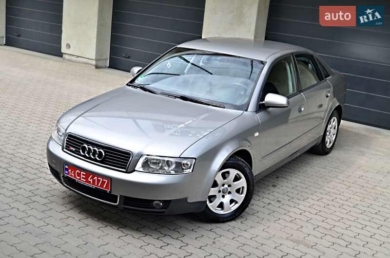Седан Audi A4 2001 в Дрогобичі