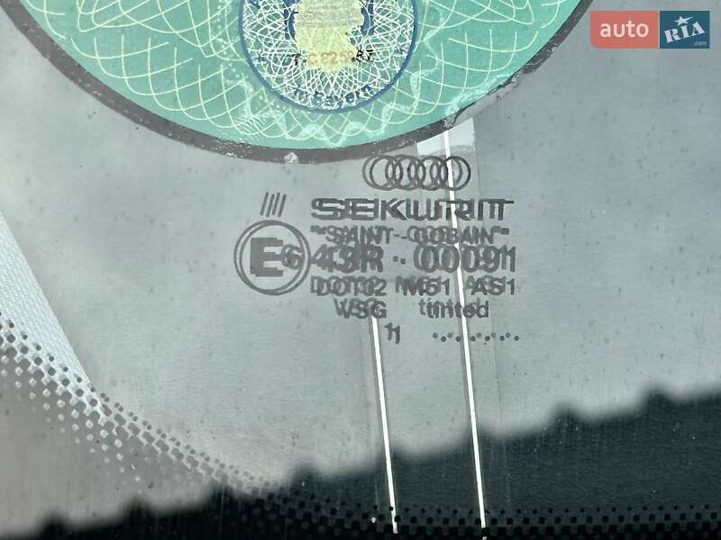 Седан Audi A4 2001 в Дрогобичі