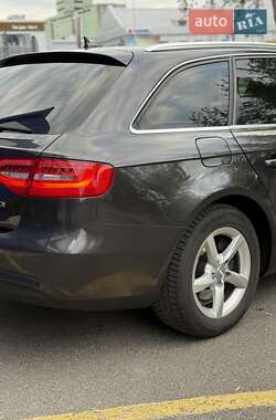 Універсал Audi A4 2012 в 