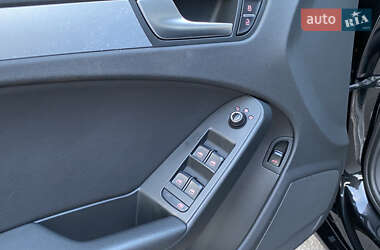 Седан Audi A4 2011 в 