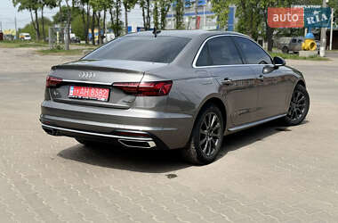 Седан Audi A4 2021 в 