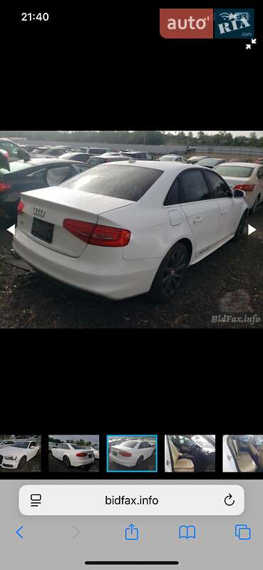 Седан Audi A4 2014 в Мукачево