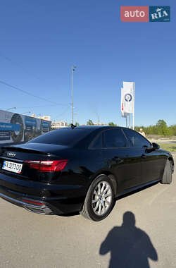 Седан Audi A4 2020 в 