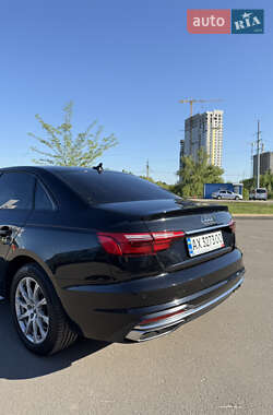 Седан Audi A4 2020 в 