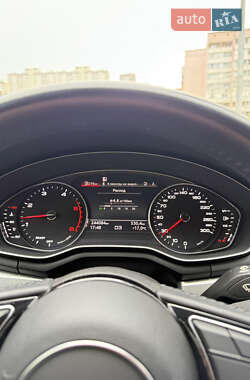 Седан Audi A4 2020 в 