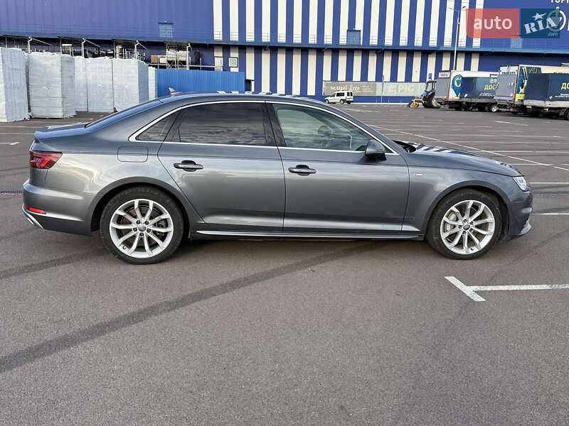 Седан Audi A4 2019 в Ровно
