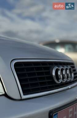 Седан Audi A4 2002 в Житомирі
