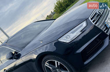 Седан Audi A4 2015 в Львові