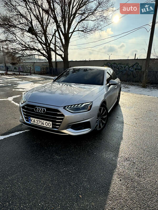Седан Audi A4 2021 в Харькове