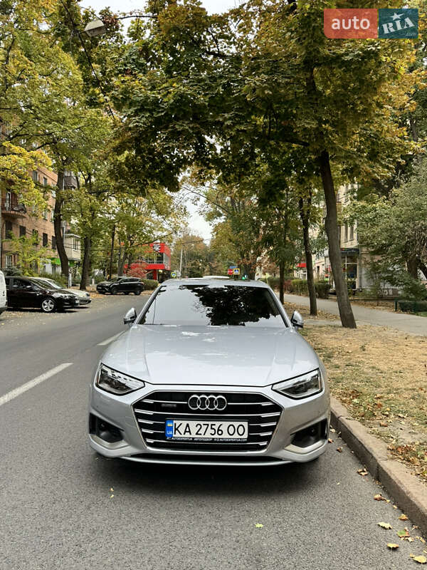 Седан Audi A4 2021 в Харькове