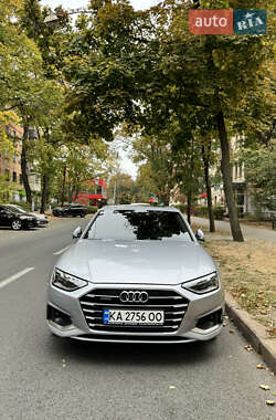 Седан Audi A4 2021 в 