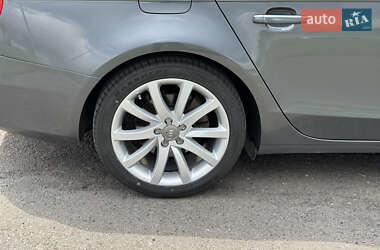 Седан Audi A4 2012 в 