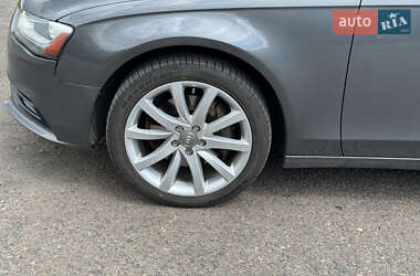 Седан Audi A4 2012 в 