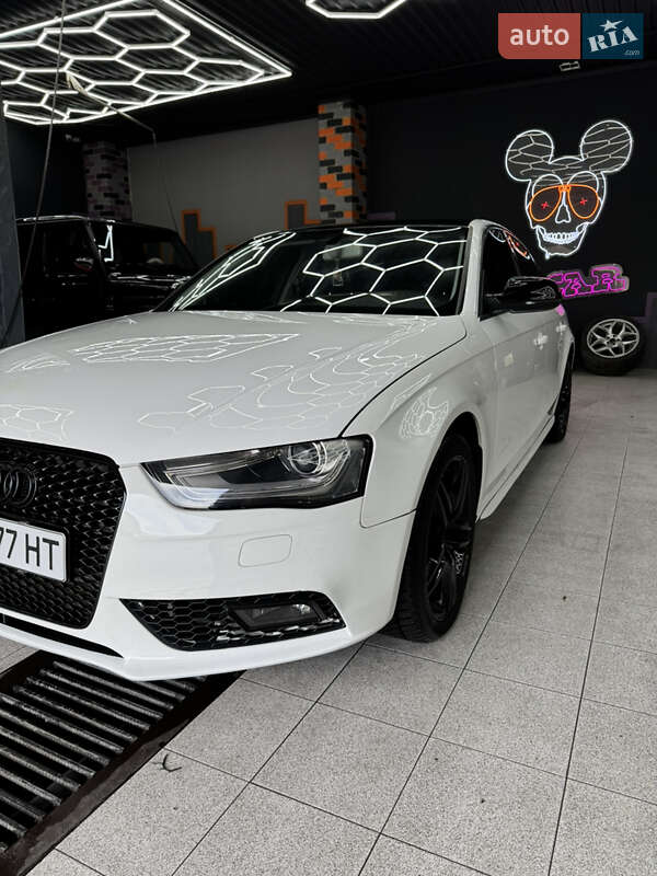 Седан Audi A4 2013 в Житомире