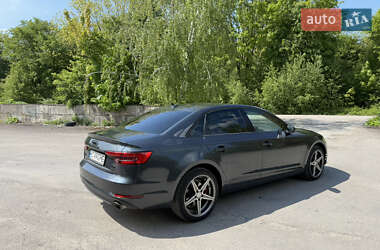 Седан Audi A4 2016 в 