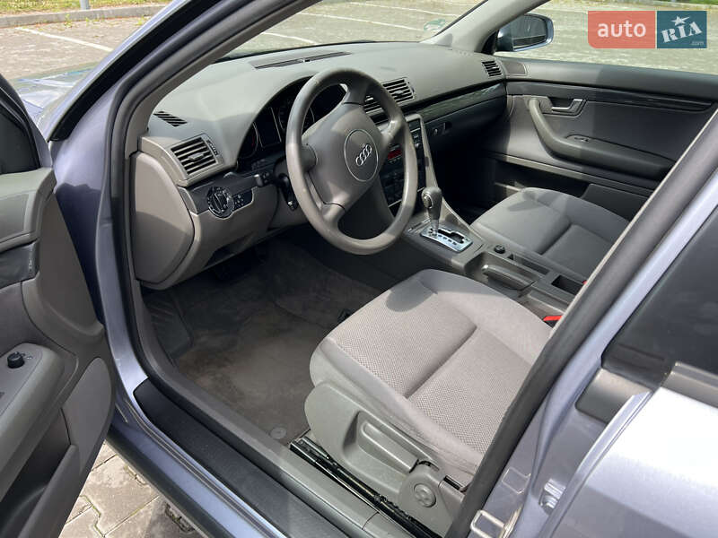 Седан Audi A4 2004 в Хмельницькому