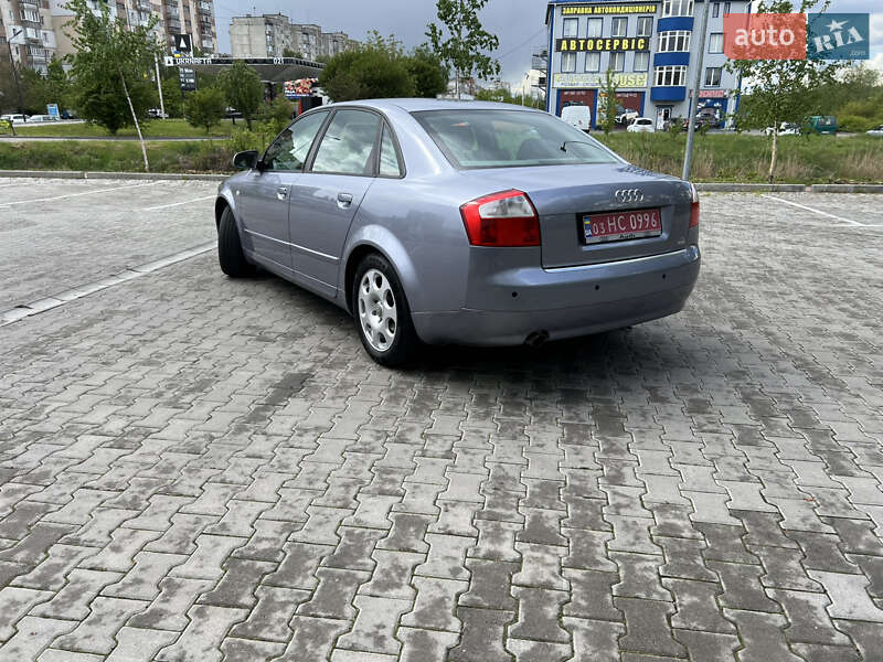 Седан Audi A4 2004 в Хмельницькому