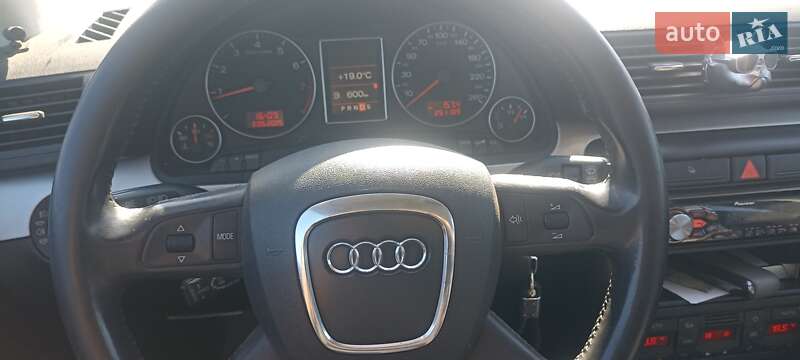Универсал Audi A4 2006 в Днепре