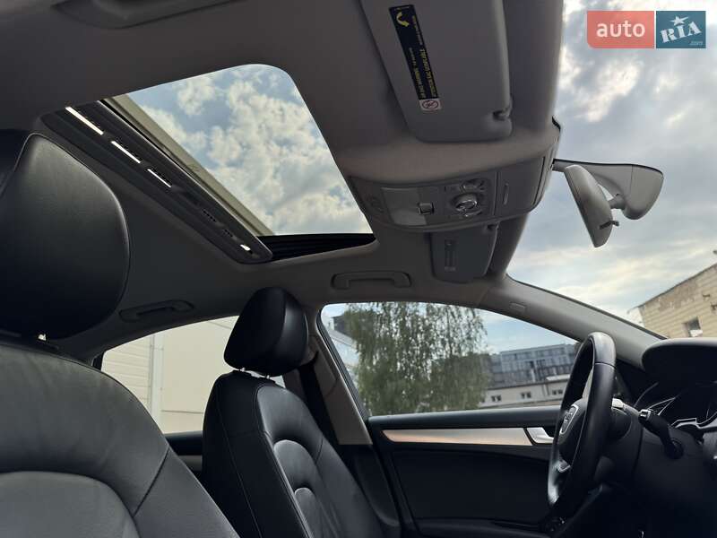 Седан Audi A4 2014 в Києві